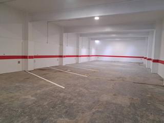 Lloguer Aparcament cotxe  Sant llorenç. Fincamps comercializa el alquiler de parkings en pleno centro de