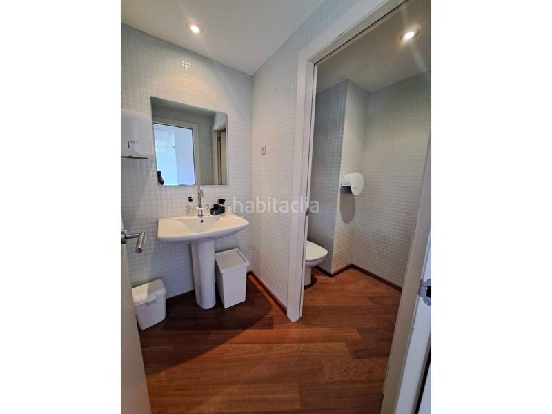 Foto cdfde379-3d28-46cc-93ca-631e6f9a7a21. Miete büro in Centre Sabadell