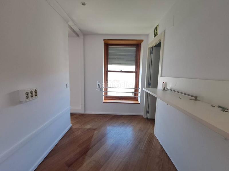 Foto 6b7ea532-9e81-4a44-90aa-e28ab0d72ed3. Rent office space in Centre Sabadell