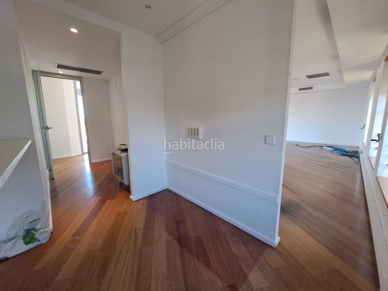 Foto 9591cfb0-f9aa-49e9-b0aa-f9bd7e423b81. Rent office space in Centre Sabadell