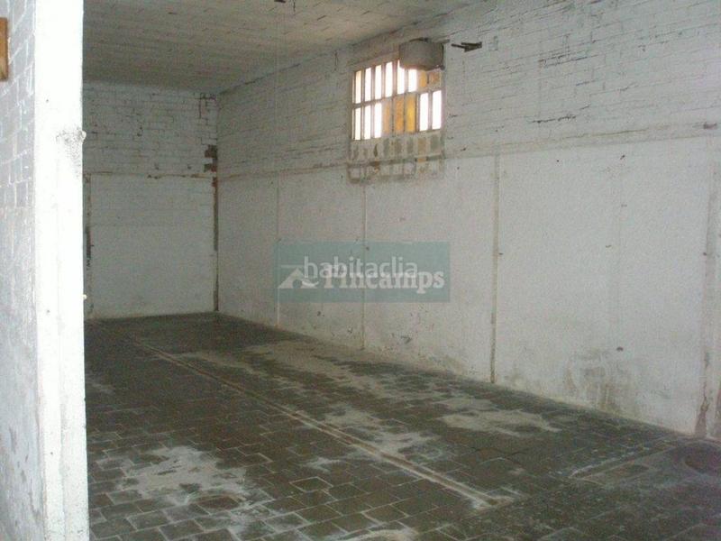 Foto 3f1fbacb-479a-4f35-9622-10162a7dfb22. Lloguer local comercial a Creu Alta Sabadell