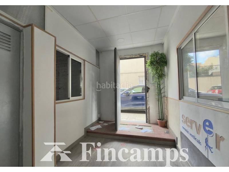 Foto 72cbe842-b239-40b0-bda4-57fb7e181be7. Lloguer local comercial a Creu Alta Sabadell