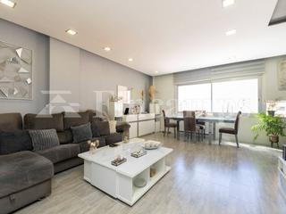 Piso en Ca n'Oriac. Venta de piso en sabadell