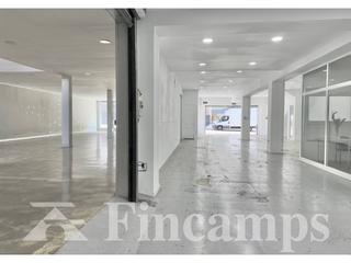 Local Comercial  Terrassa. Nave comercial en venta en can feu08205