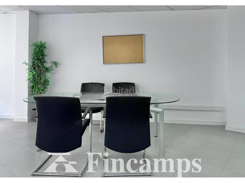 Foto 0dafea8b-56aa-491c-86cf-884ad9b7cb24. Miete büro mit heizung in Centre Sabadell