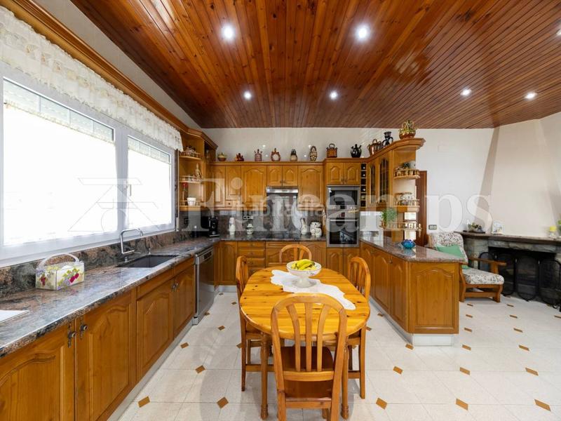 Foto 1623203f-f4c2-4557-9e07-b5bcf38339fc. Casa amb aparcament piscina a Castellarnau Sabadell