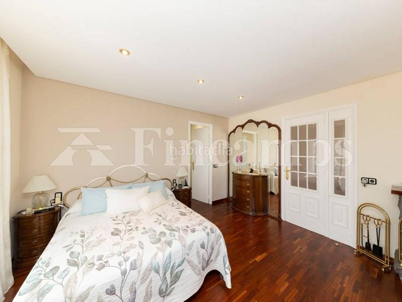 Foto ea457673-150c-469c-8e6f-9951a9261497. Casa amb aparcament piscina a Castellarnau Sabadell