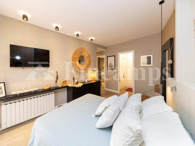 Foto 1718c32c-09c6-435b-9d1a-736d7f8d940c. Attico con riscaldamento parcheggio in Centre Sabadell