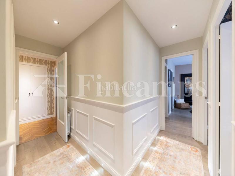 Foto 387f18ba-bc14-4406-9856-7b247a63b9f2. Attico con riscaldamento parcheggio in Centre Sabadell