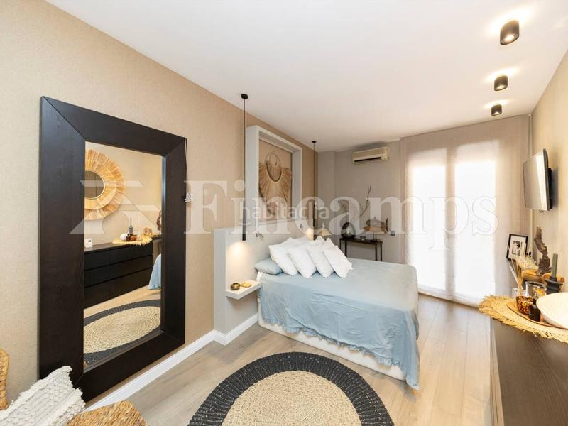 Foto 501b04c3-51e3-4bc9-87e3-ad9468d669e4. Attico con riscaldamento parcheggio in Centre Sabadell