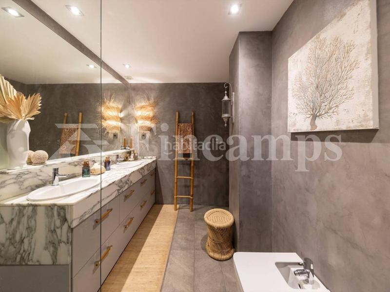 Foto 751765a9-381a-4117-b547-fd3bade11f93. Attico con riscaldamento parcheggio in Centre Sabadell