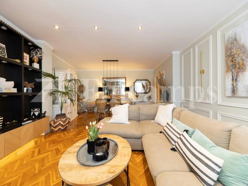 Foto a28e5265-45ba-4750-bc90-6fe219e67bcc. Attico con riscaldamento parcheggio in Centre Sabadell