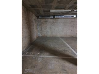 Aparcament cotxe  Garcilaso. Parking en el centro de sabadell en venta