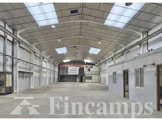 Location Bâtiment à usage industriel à Molins de rei 218. Nave industrial en alquiler en gràcia08205
