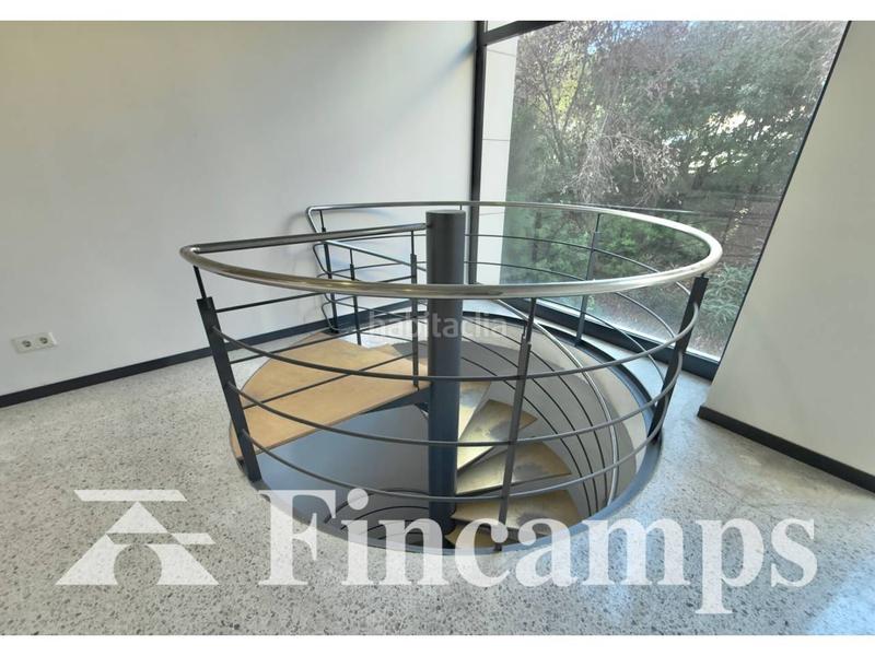 Foto 9316fc9f-324d-4677-be86-7d7acf784ab0. Rent business premise in Concòrdia Sabadell