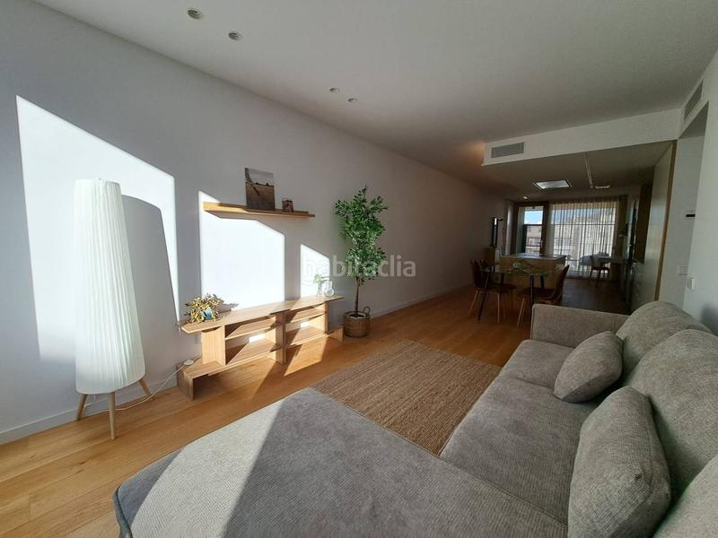 Foto b1f75a83-486d-47ac-ab70-88bdfd335990. Alquiler piso  exclusivo de nueva construcción en el centro en Sabadell