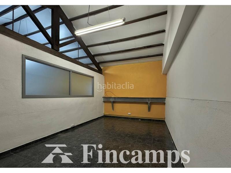 Foto 1b34d8b9-b7e3-42b2-bdeb-0844d2844eaf. Rent office space with parking in Sol i Padrís - Sant Oleguer Sabadell