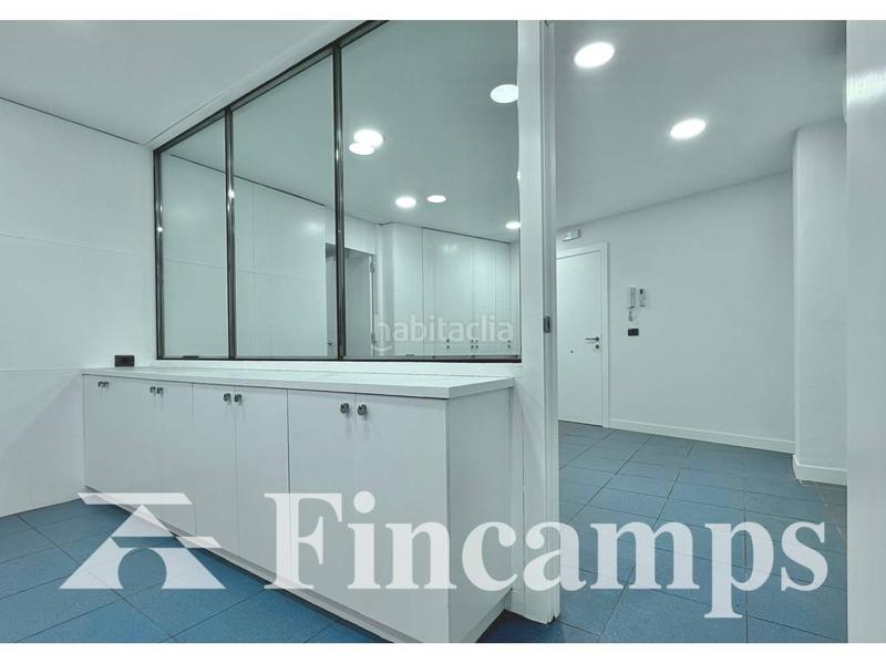 Foto b9dab346-af31-40d4-886f-bd41db72e20a. Location bureau avec chauffage dans Centre Sabadell