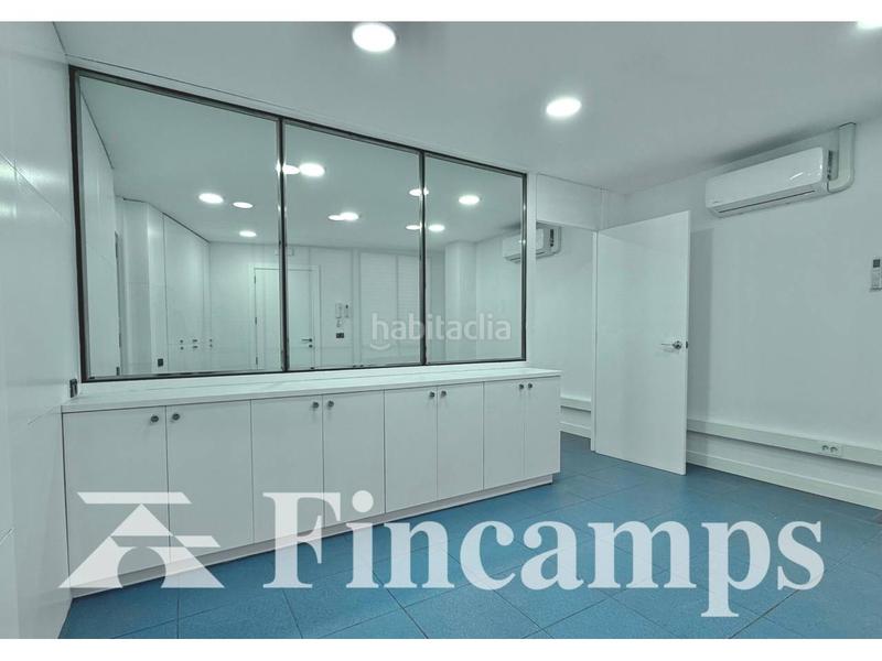 Foto 01e469e3-5c51-4a48-9d0f-b418beaaafa2. Rent office space with heating in Centre Sabadell