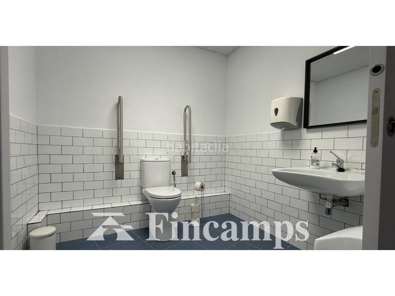 Foto 2cec84b3-3a54-4e2e-96b7-25c5bb66ccdd. Rent office space with heating in Centre Sabadell