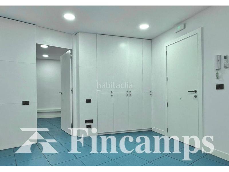 Foto 3304e123-85e5-4044-ad73-e11371984e20. Rent office space with heating in Centre Sabadell