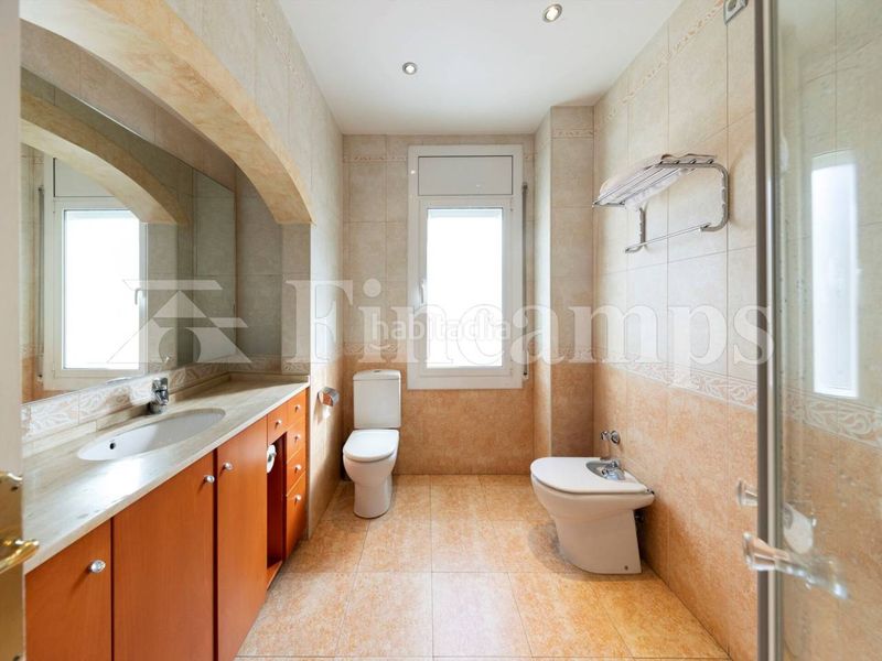 Foto 0f92d9d0-2b02-42e9-b2c9-b62e49e49ab5. Casa amb calefacció aparcament a Can Feu Sabadell