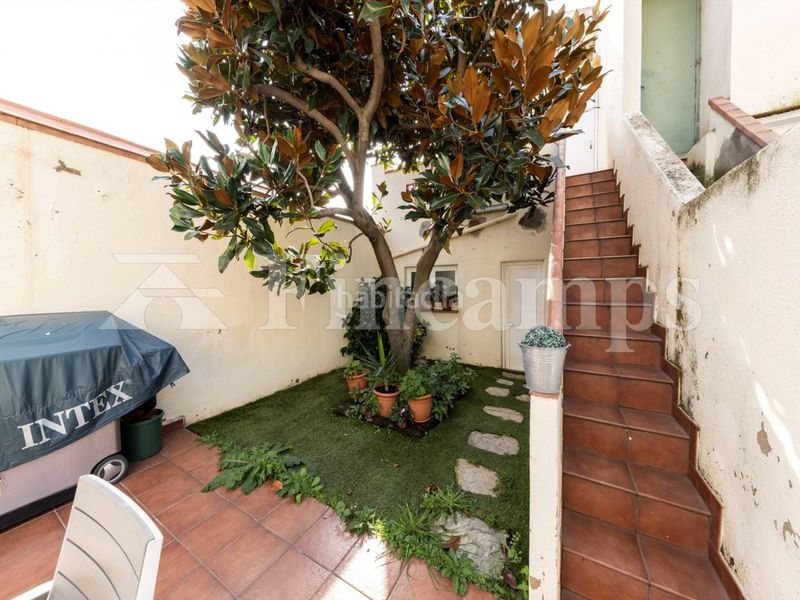 Foto 64c75248-adf9-4a99-a18e-0ea72d8f17aa. Casa amb calefacció aparcament a Can Feu Sabadell