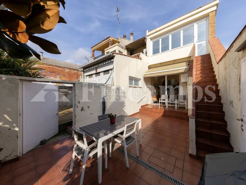 Foto 8bedf248-85d5-4472-be1a-9ae8c7d2ca76. Casa amb calefacció aparcament a Can Feu Sabadell