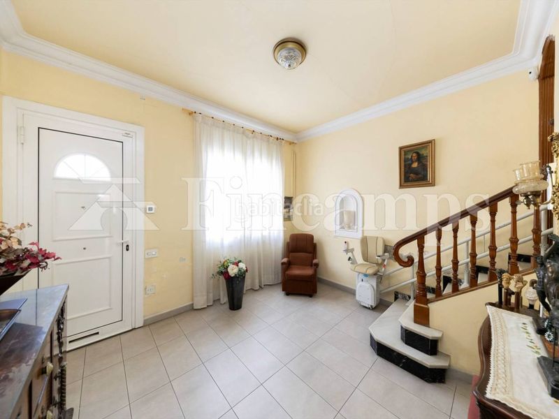 Foto 8c1f7c68-aeea-4e22-b6b2-aea6838af514. Casa amb calefacció aparcament a Can Feu Sabadell