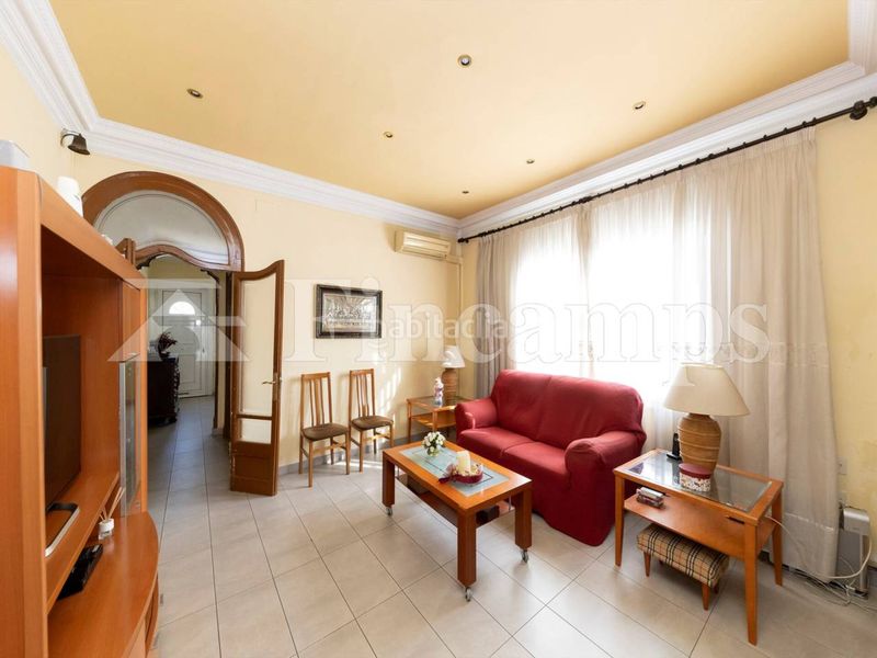 Foto c64bea20-afc1-450b-99f2-9c753adf12d6. Casa amb calefacció aparcament a Can Feu Sabadell