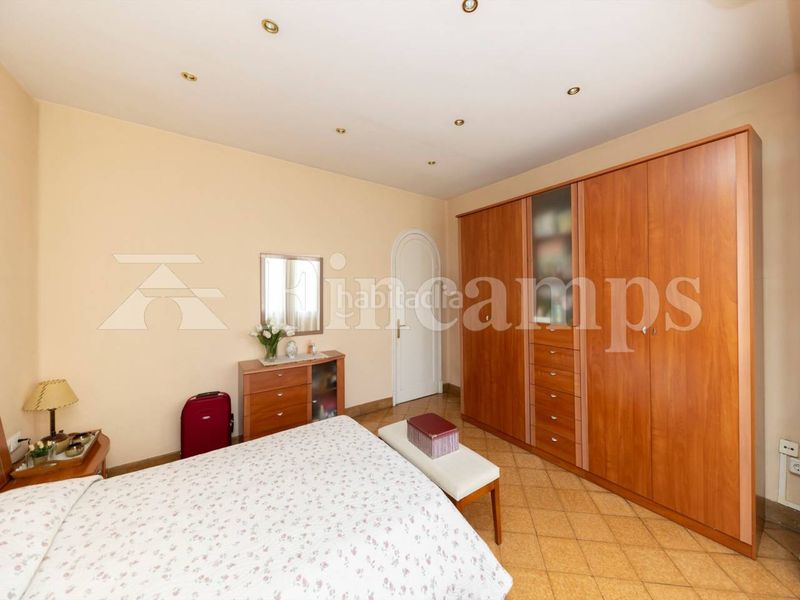 Foto f678851a-225a-484c-80a8-0ef10a96e2ae. Casa amb calefacció aparcament a Can Feu Sabadell