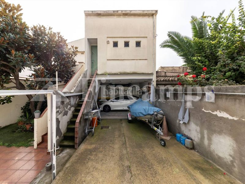 Foto 5da4ab35-c7f7-4765-9de9-3ac62e44c31b. Casa amb calefacció aparcament a Can Feu Sabadell