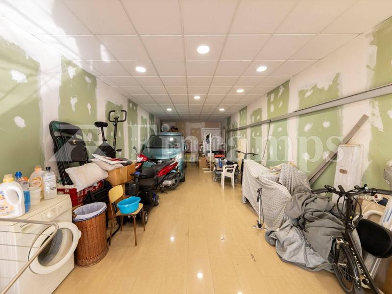 Foto fd804768-3bef-444d-86b1-4bfc26fd3598. Maison avec parking dans Can Feu Sabadell