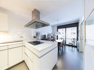 Appartement  Calle les planes. Piso señorial en el centro de sabadell