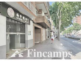 Local Comercial en Latorre 25-27