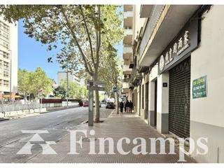 Local Comercial a Latorre 25-27