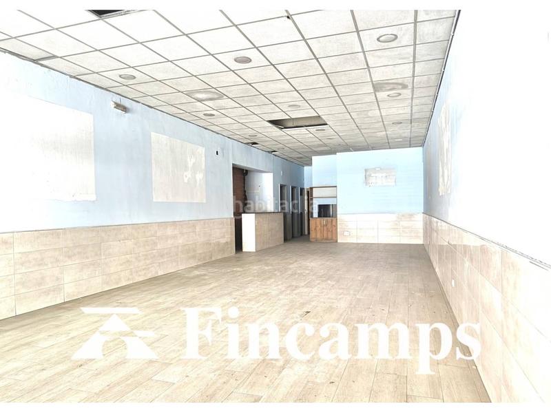 Foto 3c2853f7-84ed-4cfe-bf30-ecb037950e95. Location local commercial dans latorre 25-27 dans Eixample Sabadell