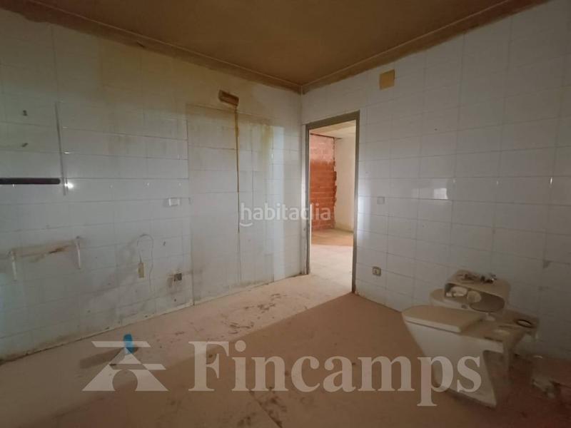 Foto 64d13c07-7f8a-4822-9632-724e2123f7a9. Location local commercial dans latorre 25-27 dans Eixample Sabadell