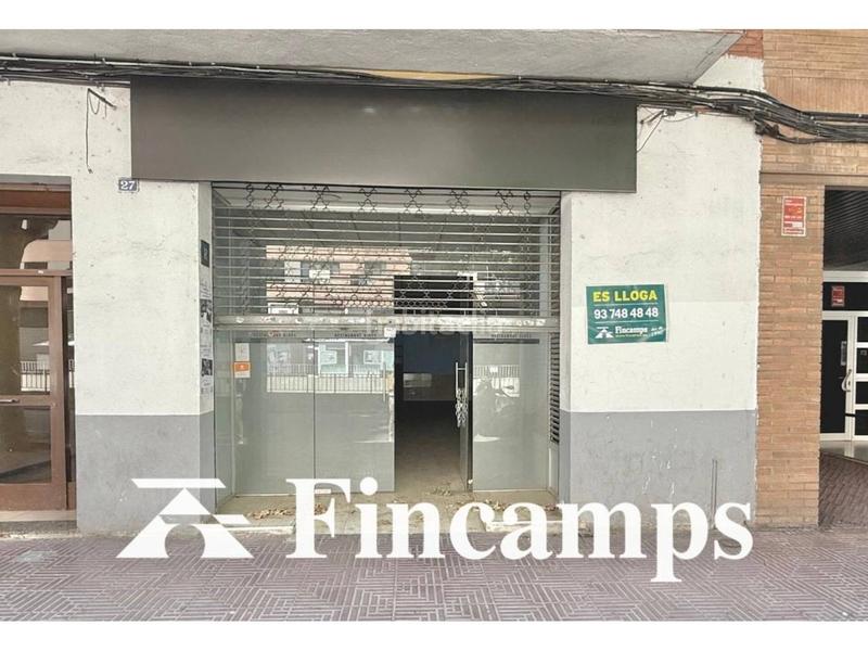 Foto 7c29ebc6-59f3-4ad2-956d-201e54b84983. Location local commercial dans latorre 25-27 dans Eixample Sabadell