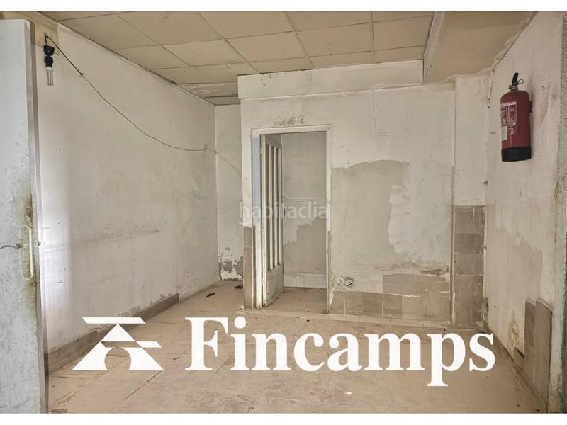 Foto 7c312507-a4f6-4079-b04a-ddc21152d1bd. Location local commercial dans latorre 25-27 dans Eixample Sabadell