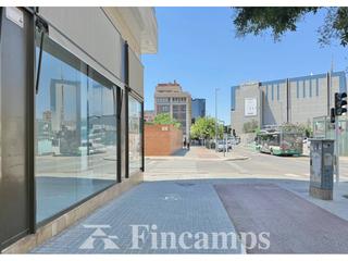 Lloguer Local Comercial  Pi i margall. Local en alquiler en la creu alta08208
