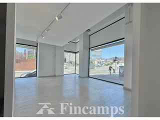 Lloguer Local Comercial a Pi i margall 30. Local en alquiler en la creu alta08208