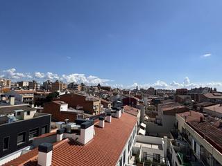 Piso en Pare sallarés 163. Planta baja en pleno centro de sabadell  luz natural, terraza y