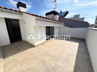 Duplex  Ponent. Ático dúplex muy luminoso con gran terraza en el centro de sabad