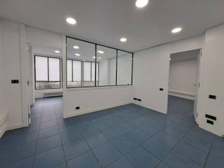 Location Bureau  Valls. Oficina en alquiler en centre08201