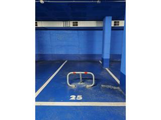 Lloguer Aparcament cotxe  Riego. Parking en alquiler en centre