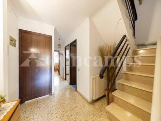 Casa  Montseny. Estupenda casa a la creu alta  espai, llum i ubicació immillorab