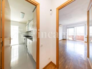 Appartement dans Barcelona 200. Pis ideal amb sortida a grcia, tocant el centre  amb prquing i
