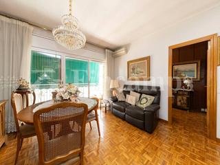 Appartement dans Fray luis de len 25. Gran tic de 120m a leixample, a tocar del centre!