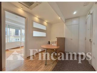 Rent Office space  Sant joan. Oficina en alquiler en el centro de sabadell